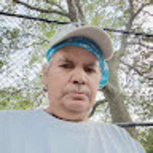 Meet your Posher, Carlos